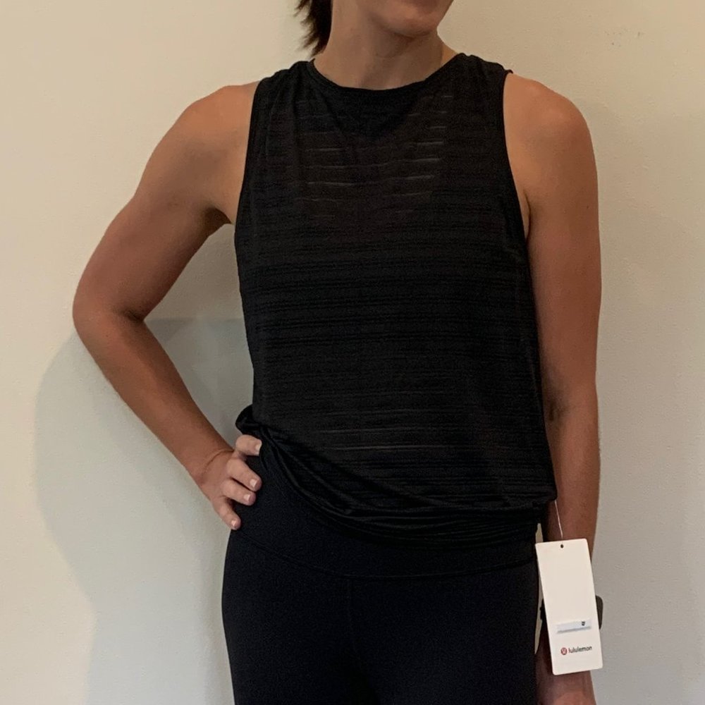NWT Lululemon Black Tank sz 4